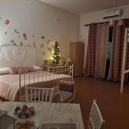 La Casa Del Fragnone Panzió Pagani Kültér fotó