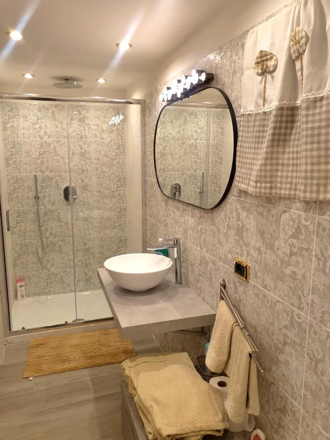 La Casa Del Fragnone Panzió Pagani Kültér fotó