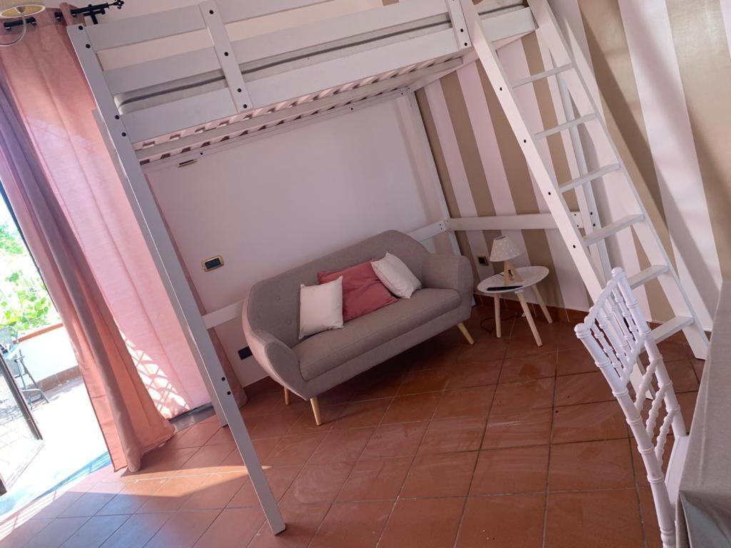 La Casa Del Fragnone Panzió Pagani Kültér fotó
