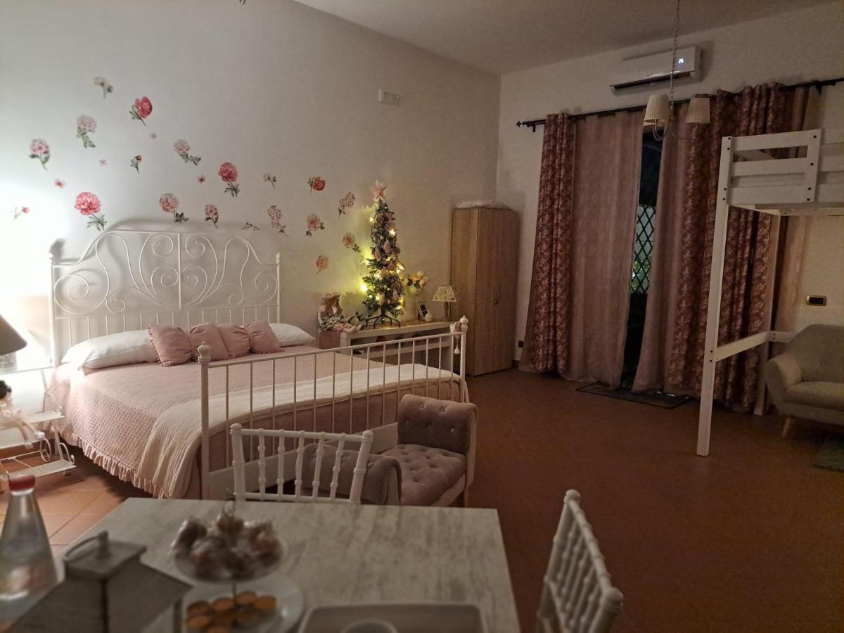 La Casa Del Fragnone Panzió Pagani Kültér fotó